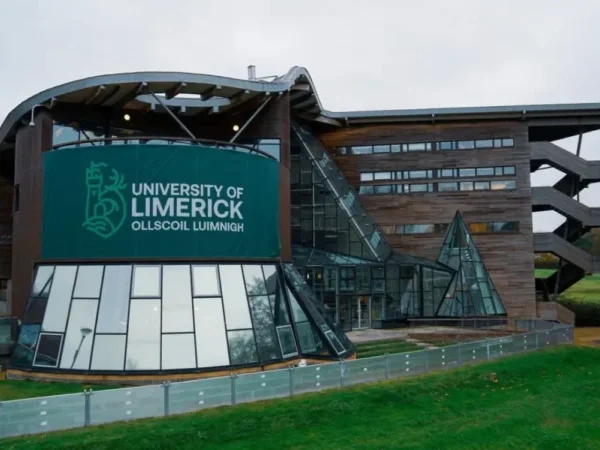 University of Limerick - Limerick-B-0H7FfA